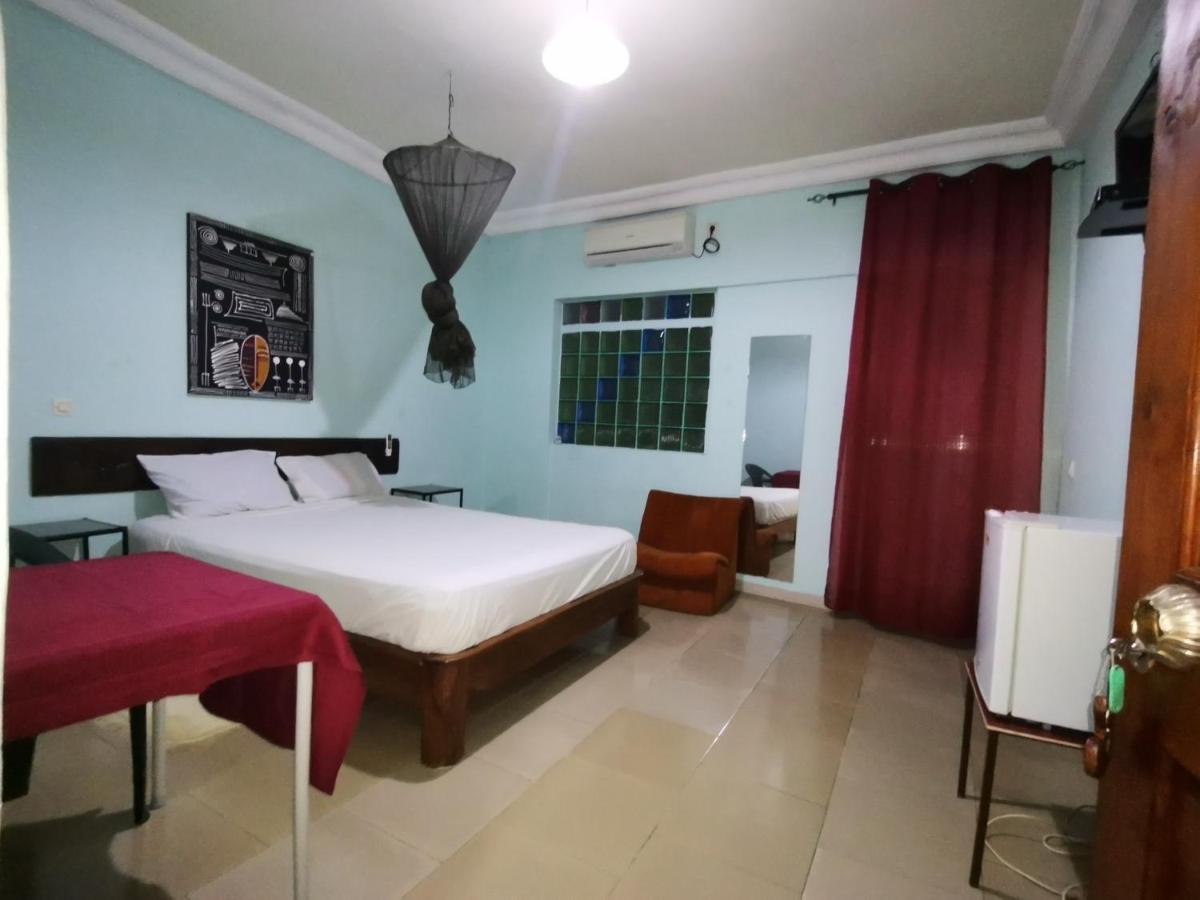 Hotel Badinca Alojamento Low Cost In Bissau Avenida Francisco Mendes Exterior foto