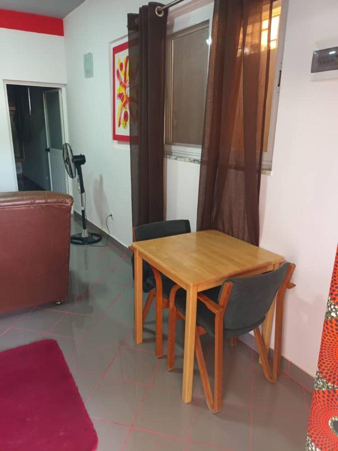 Hotel Badinca Alojamento Low Cost In Bissau Avenida Francisco Mendes Exterior foto